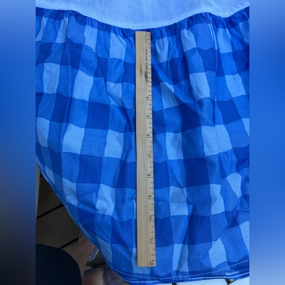 Bedskirts/dust ruffles- Dan River-like new. Twin size. Store under bed & hide it - Picture 4 of 4